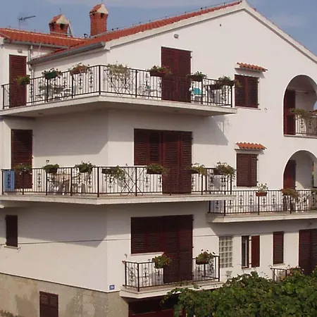 伊万卡公寓 公寓